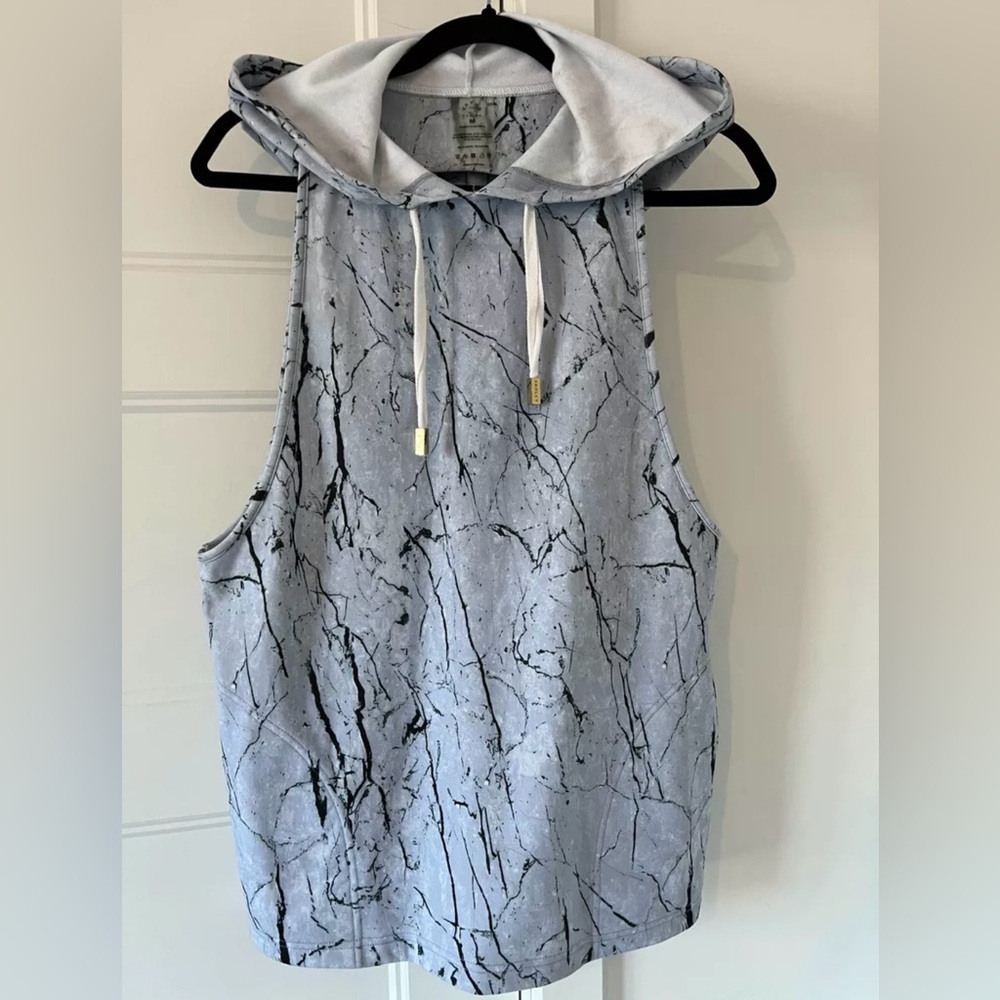 VARLEY
PRE-OWNED | Upper body SET of Bra & Hood